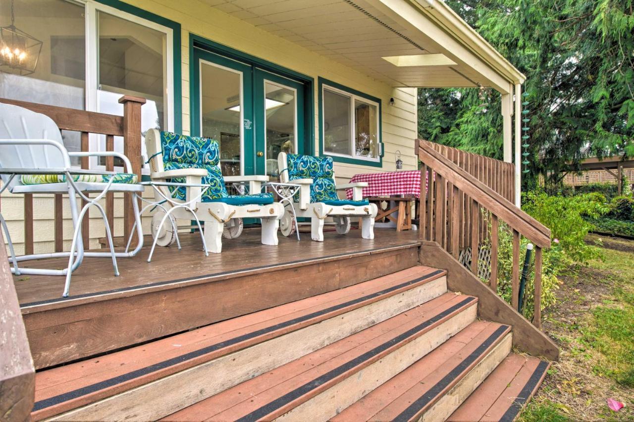 Warm Beach Hideaway With Private Beach! Stanwood エクステリア 写真